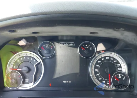 2019 Ram 1500 Classic Big Horn 4X4 5'7 Box z USA, uszkodzony, nr VIN 1C6RR7LT7KS631550